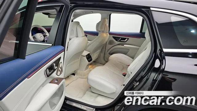 Mercedes-Benz EQS — Фото автомобиля 10