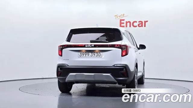 Kia Seltos New — Фото автомобиля 4