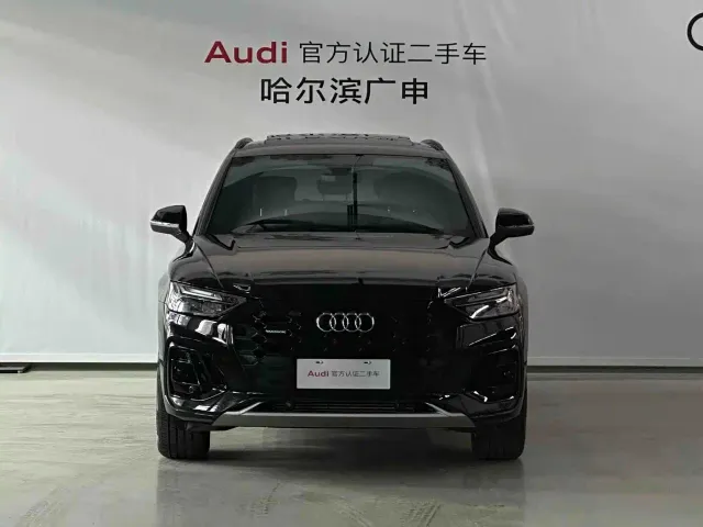 Audi Q5L — Фото автомобиля 2