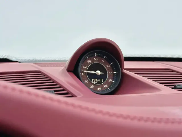 Porsche 911 — Фото автомобиля 24