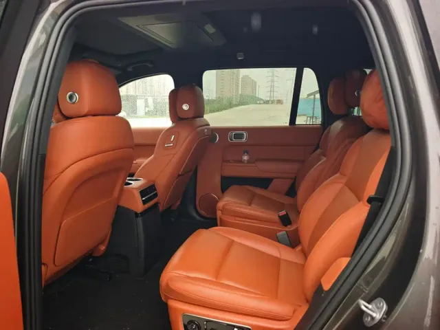 Li Auto L9 — Фото автомобиля 6