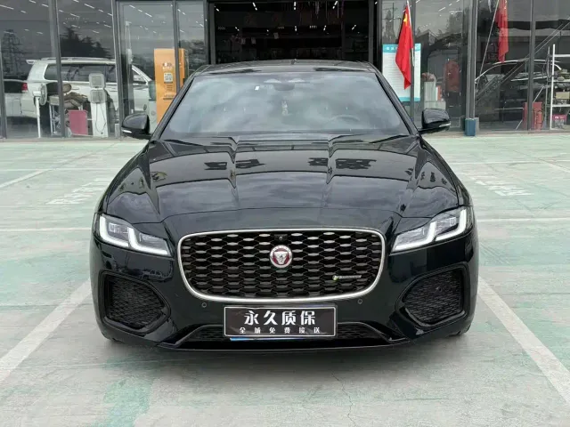 Jaguar XFL — Фото автомобиля 2