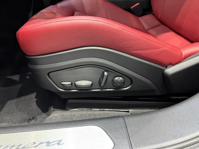 Porsche Panamera — Фото автомобиля 11