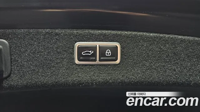 Genesis G80 Бензин 2.5 турбо AWD — Фото автомобиля 29