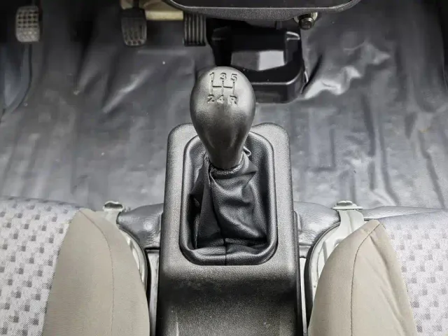 Wuling Motors Wuling Zhiguang 2020 1.2L Utility China VI LSI — Фото автомобиля 13