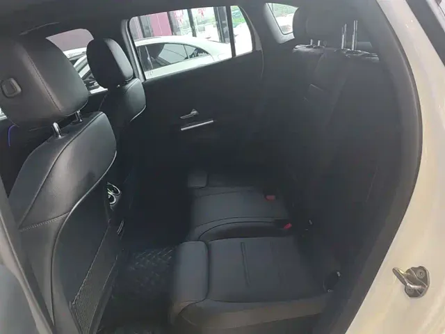 Mercedes-Benz GLA-Class — Фото автомобиля 16