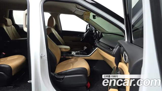 Kia Canival Carnival 4 поколение Дизель 11 мест Prestige — Фото автомобиля 10