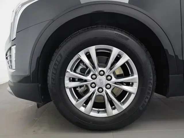 Cadillac XT5 — Фото автомобиля 17