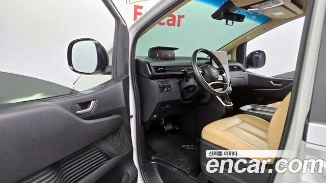 Hyundai Staria — Фото автомобиля 11