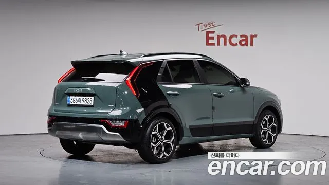 Kia Niro The All New Niro Signature — Фото автомобиля 2