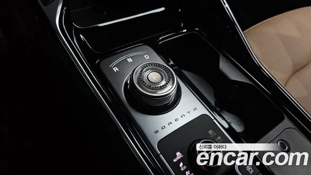Kia Sorento Новый Sorento 4 поколение Бензин 2.5T 4WD — Фото автомобиля 9