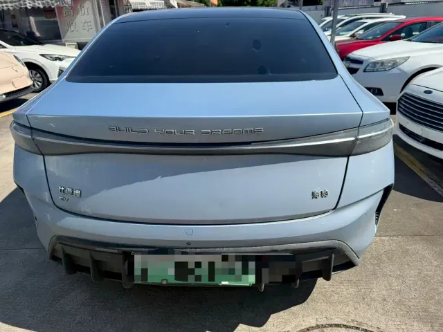 BYD Seal — Фото автомобиля 2