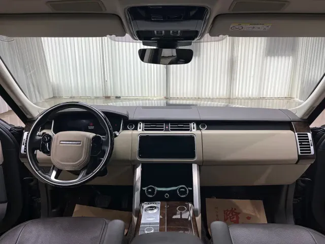 Land Rover Range Rover — Фото автомобиля 13