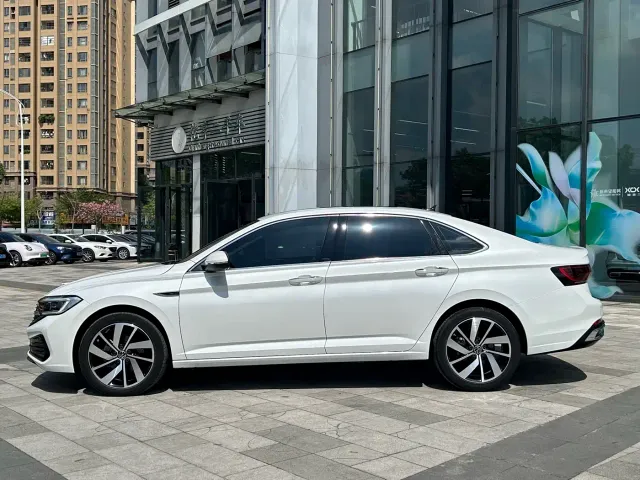 Volkswagen Sagitar — Фото автомобиля 3