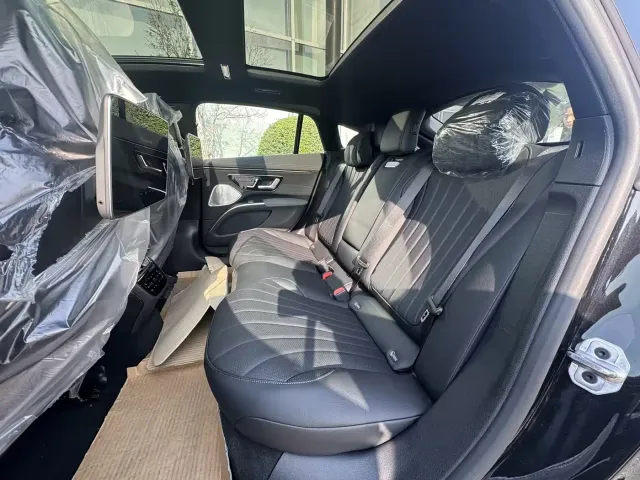Mercedes-Benz EQS — Фото автомобиля 14