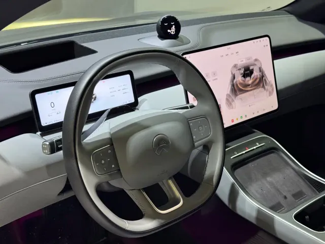 Nio ET5 Touring — Фото автомобиля 3