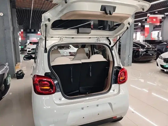 Wuling Hongguang Mini EV — Фото автомобиля 18