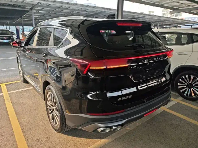 Jetour X70 Plus — Фото автомобиля 4