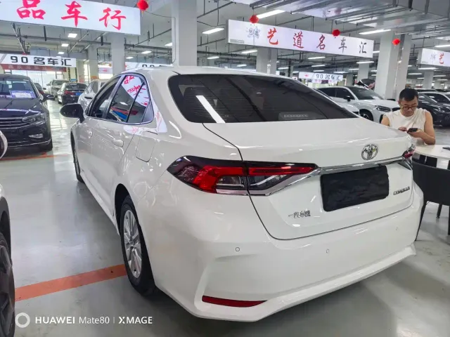 Toyota Corolla — Фото автомобиля 6