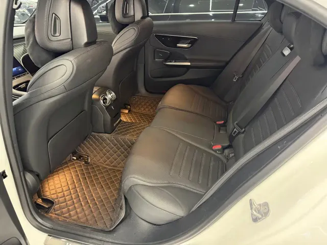Mercedes-Benz C-Class — Фото автомобиля 5