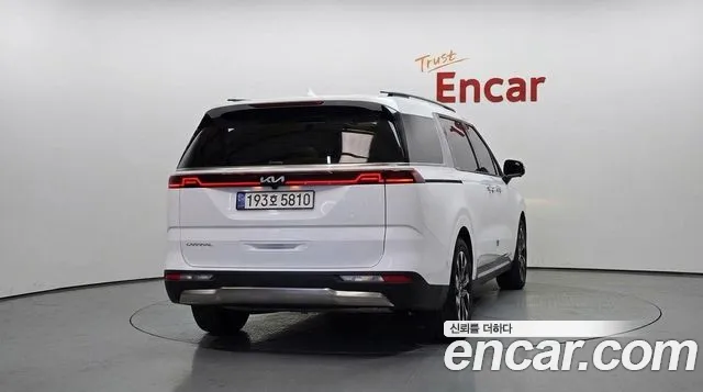 Kia Carnival 4th Gen — Фото автомобиля 4