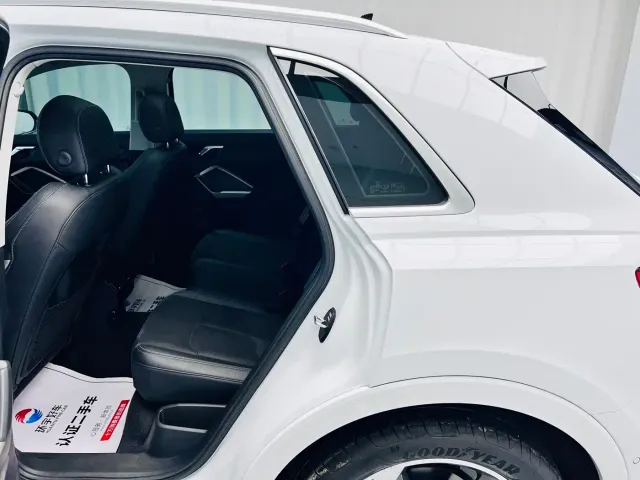 Audi Q3 — Фото автомобиля 22