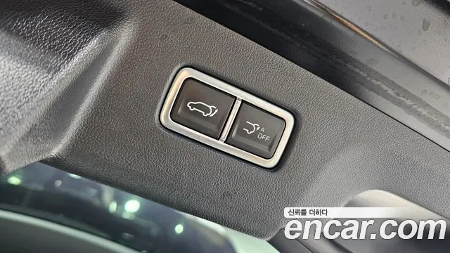 Kia Sorento Новый Sorento 4 поколение Бензин 2.5T 2WD — Фото автомобиля 17