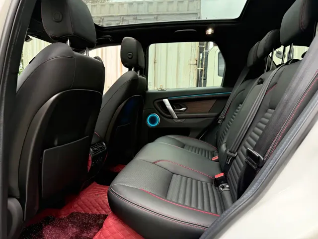 Land Rover Discovery Sport — Фото автомобиля 10