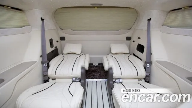 Kia Carnival Generation 4 — Фото автомобиля 17