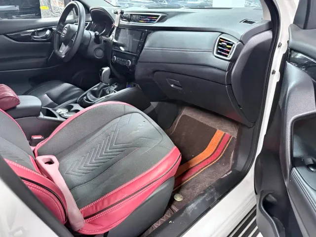 Nissan Qashqai — Фото автомобиля 14
