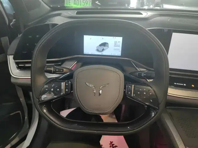 Hongqi Tian Gong 08 — Фото автомобиля 15