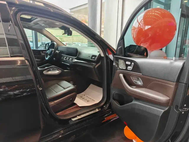 Mercedes-Benz GLE-Class — Фото автомобиля 14