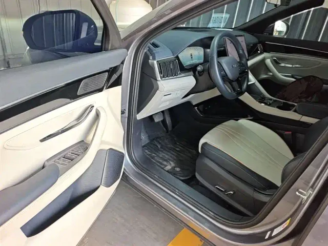BYD Song PLUS — Фото автомобиля 15