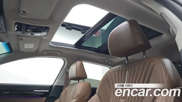 Hyundai Grandeur Grandeur (GN7) — Фото автомобиля 16