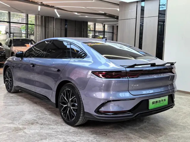 BYD Han — Фото автомобиля 5