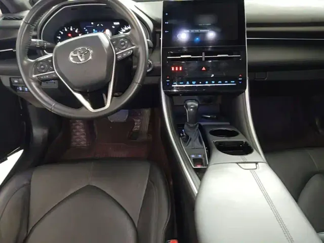 Toyota Avalon — Фото автомобиля 9