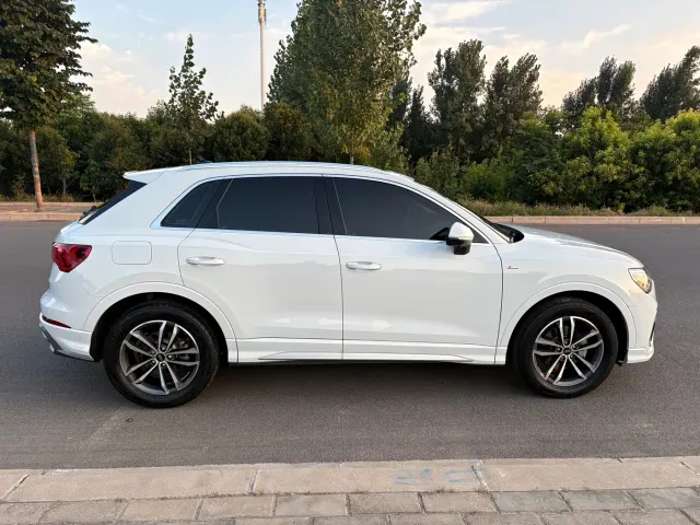 Audi Q3 — Фото автомобиля 4