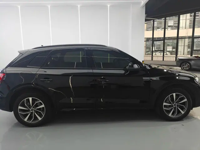 Audi Q5L — Фото автомобиля 4