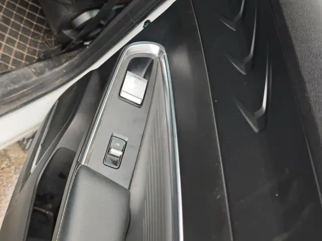 Geely Boyue — Фото автомобиля 7