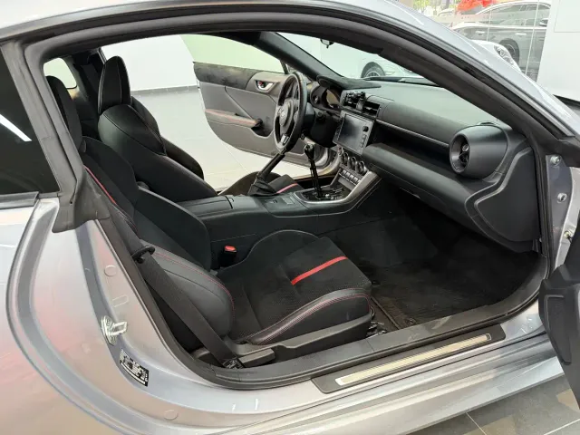 Subaru BRZ — Фото автомобиля 12
