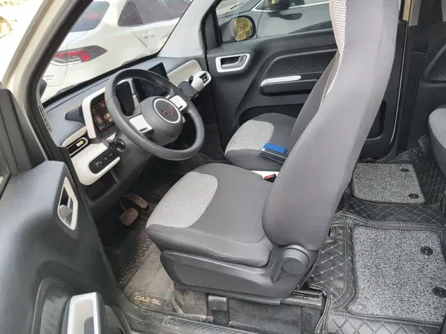 Wuling Hongguang Mini EV — Фото автомобиля 11