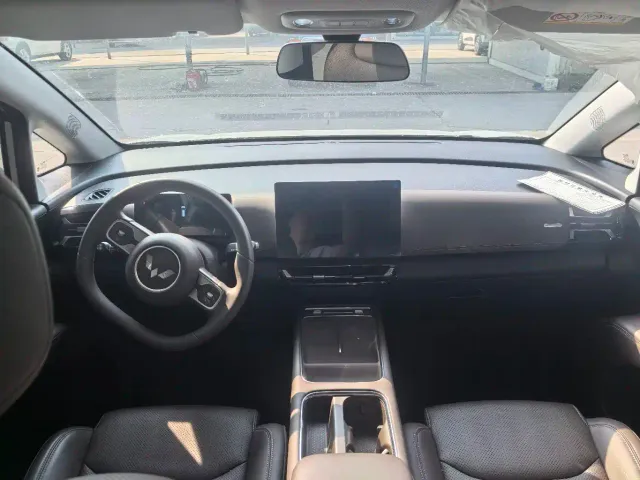 Wuling Starlight 730 — Фото автомобиля 9
