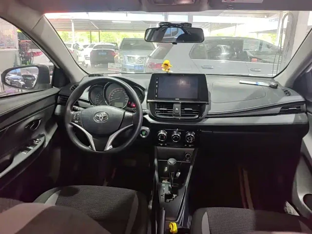 Toyota Vios — Фото автомобиля 9