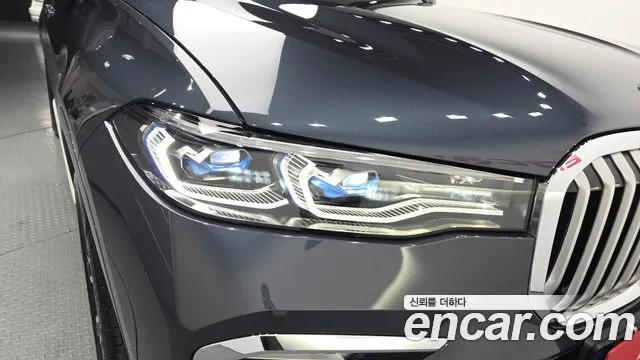 BMW X7 — Фото автомобиля 22
