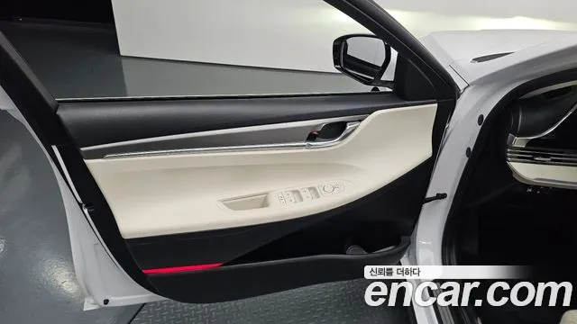 Hyundai Grandeur Новый Grandeur IG — Фото автомобиля 21