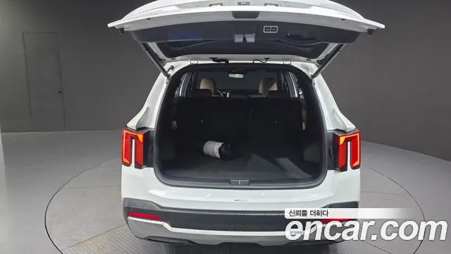 Kia Sorento Новый Sorento 4 поколение Бензин 2.5T 2WD — Фото автомобиля 20