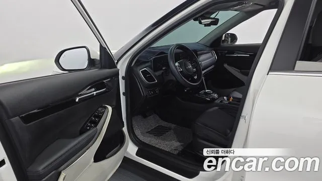 Kia Seltos Новый Seltos Бензин 1.6 турбо 2WD — Фото автомобиля 2