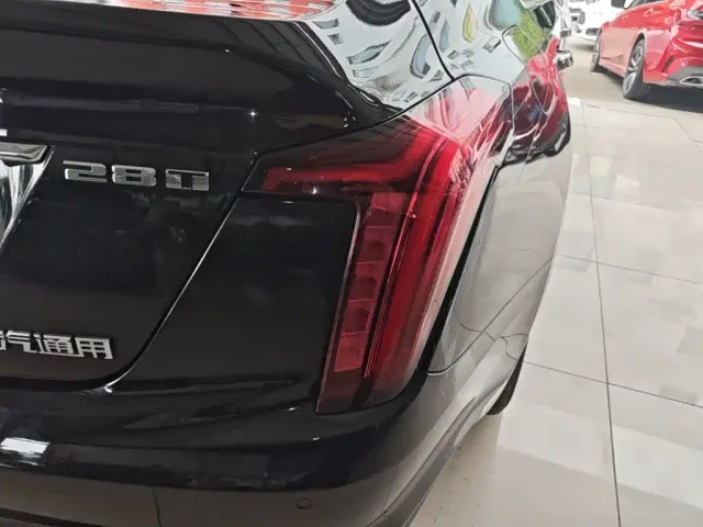 Cadillac CT5 — Фото автомобиля 7