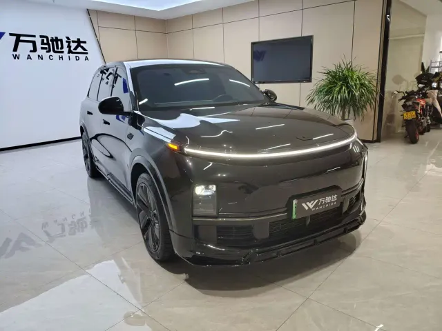 Li Auto L9 — Фото автомобиля 2