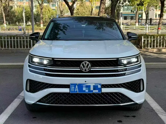 Volkswagen Talagon — Фото автомобиля 2